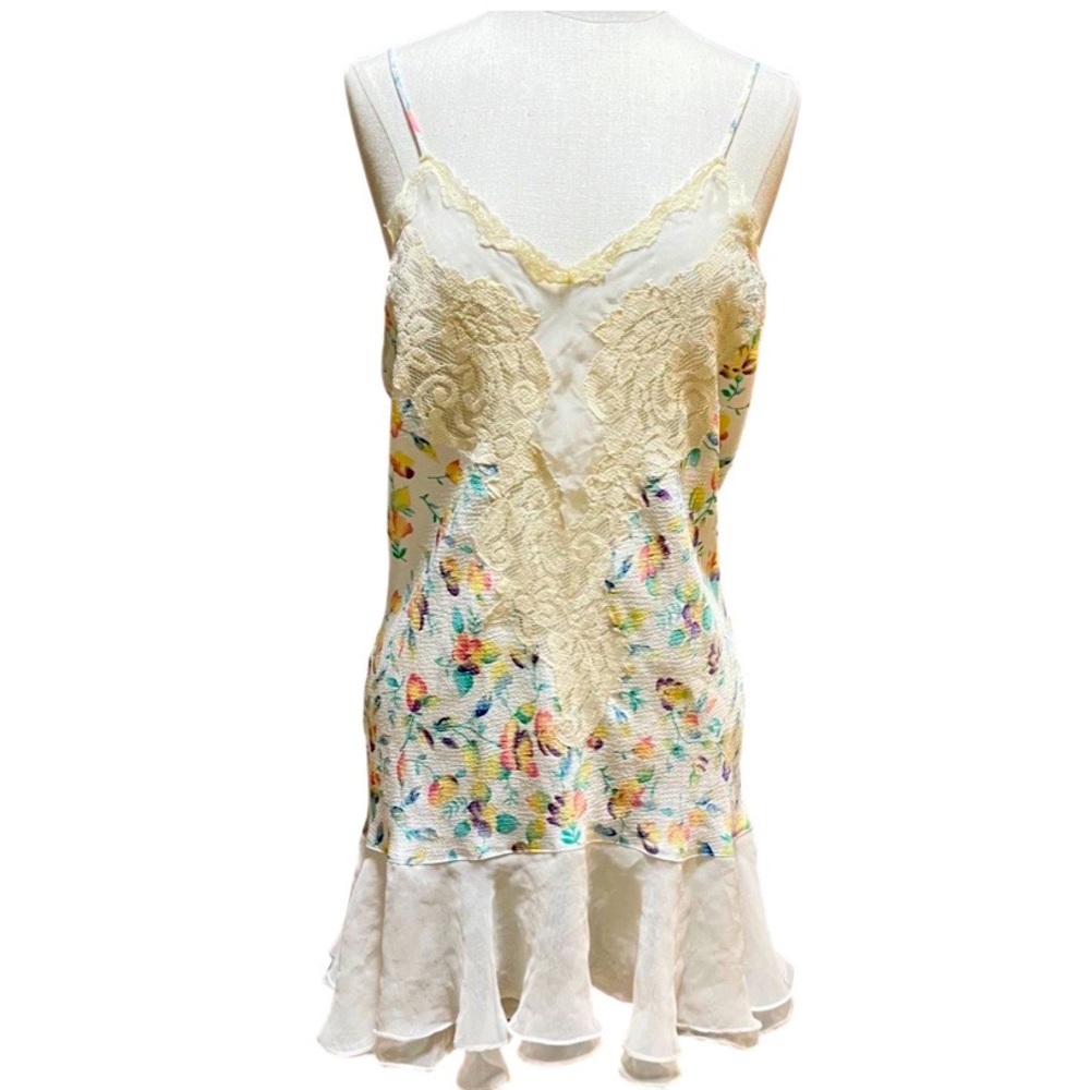 Vintage Victoria’s Secret Gold Label Floral Lace Chemise Slip Size Small